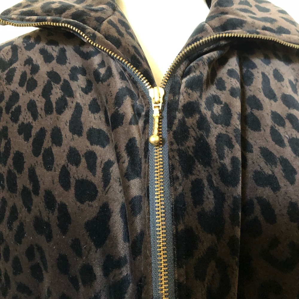 Coat - Picture 2 of 2
